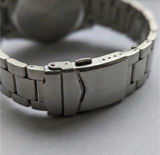 Dervost Reloj Esfera Verde y Plata