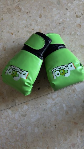 Saco de boxeo inflable para niños