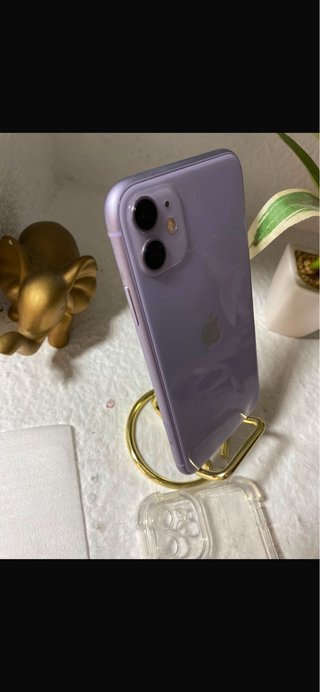 iPhone 11 128GB Morado Batería 100%