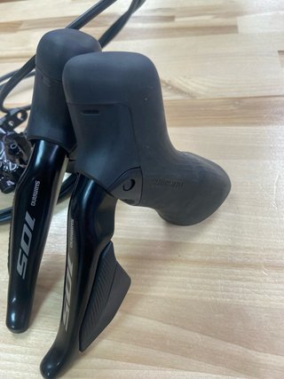 Shimano 105 Di2 Frenos y Manetas NUEVO