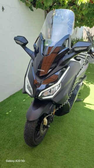 Honda Forza 350