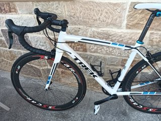Bicicleta de carretera Trek Madone 2.1