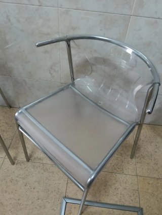 Juego de 2 sillas transparentes