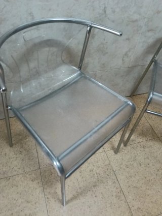 Juego de 2 sillas transparentes