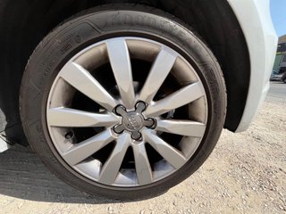 CUOTA 230€ - Audi A1 2018 Sportback 95cv