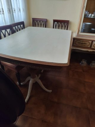 Silla antigua madera y terciopelo