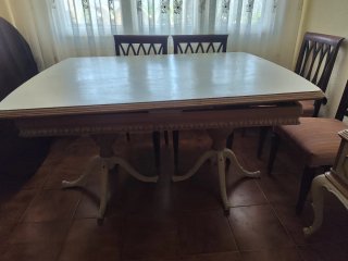 Silla antigua madera y terciopelo
