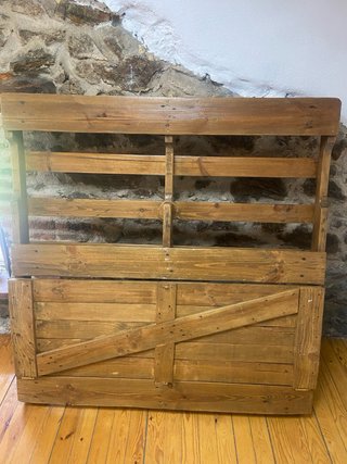 Escritorio de pared de madera