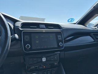 Nissan Leaf 2021