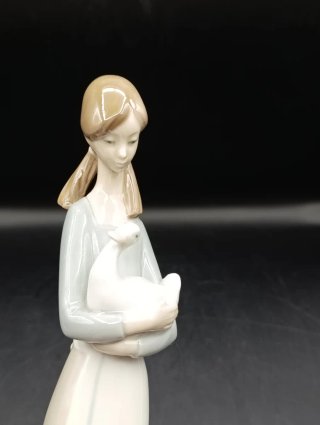 Figura niña con ganso Nao Lladro
