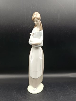 Figura niña con ganso Nao Lladro