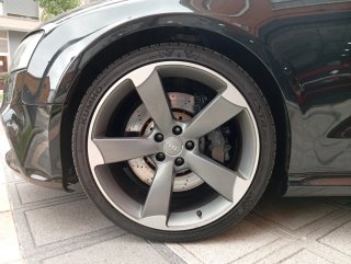 Audi RS5 2010