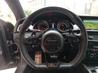 Audi RS5 2010