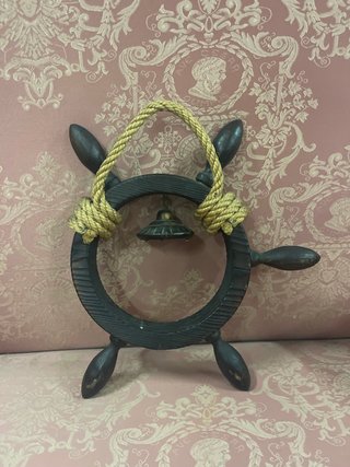 Timón Náutico Decorativo Vintage con Campana