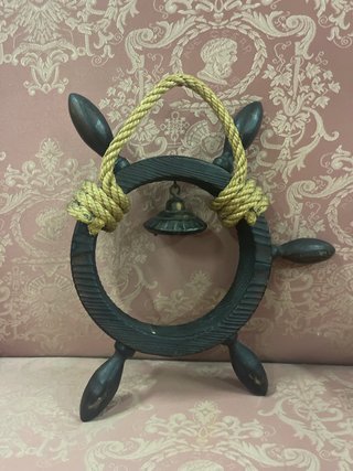 Timón Náutico Decorativo Vintage con Campana