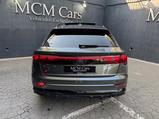 Audi Q8 Black line 45 TDI quattro 170 kW (231 CV) tiptronic