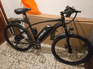 Bicicleta Eléctrica UNIBIKE Negra