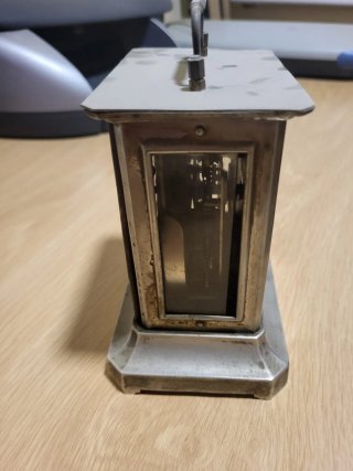 Reloj de mesa antiguo dorado y plateado