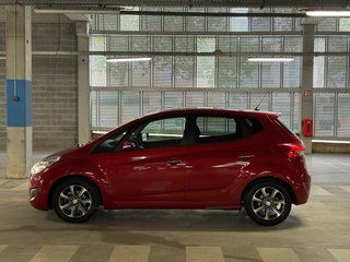 Hyundai ix20 126CV UNICO DUEÑO LIBRO REVISIONES ✅