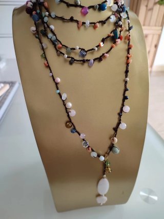 Collar mil vueltas nácar blanco y multicolor