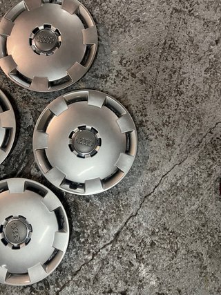 Tapacubos Audi Originales (Set de 4)