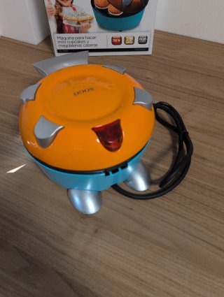 Máquina para hacer cupcakes SOGO SS-7180