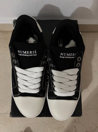 Zapatillas Hacoo Negras y Blancas
