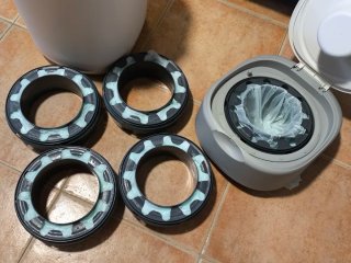 Papelera de pañales (17L) con 5 discos de recambio