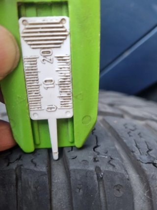 Dunlop 245/45r18 Winter Runflat Neumáticos