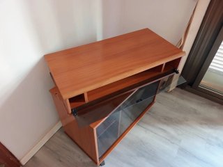 Mueble TV giratorio puertas abatibles