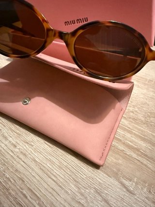 Gafas de sol Miu Miu Tortoise