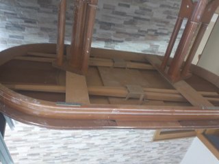 Mesa de comedor ovalada de madera maciza