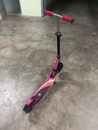 Patinete Tijuana infantil rosa y negro, plegable