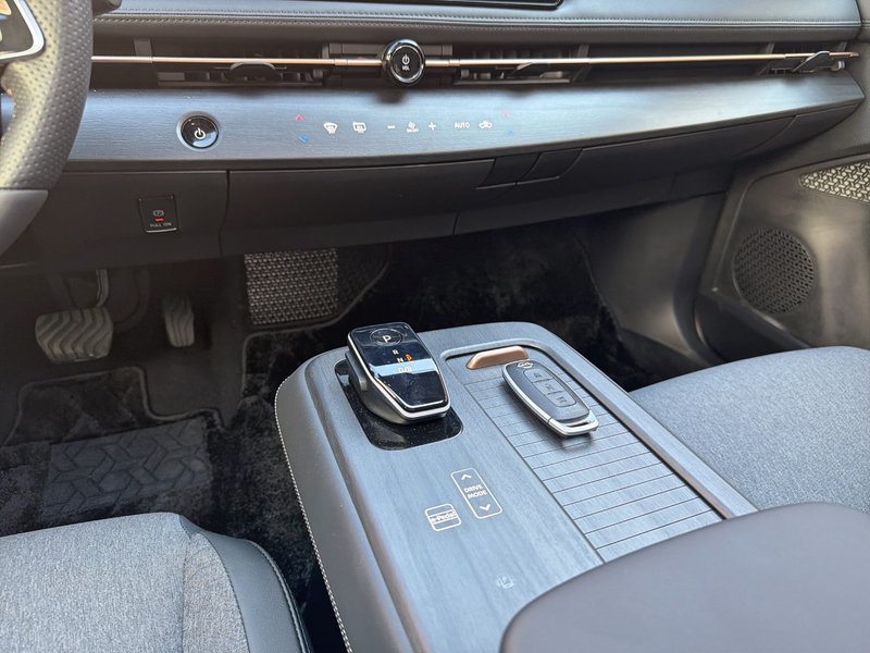 Nissan Ariya 2026, foto 10