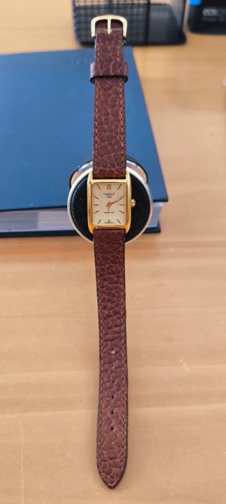 Tissot Fascination T815