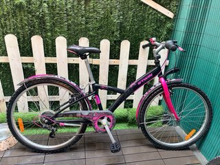 Bicicleta BTWIN Niña Rosa Negra