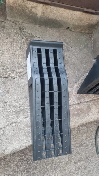 Rampa di carico per auto