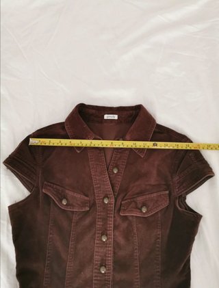 Minivestido marrón de pana estilo vaquero