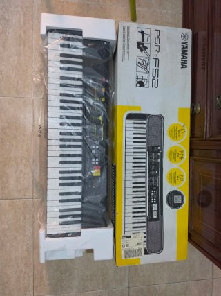 Teclado Yamaha PSR-FS2 sin usar
