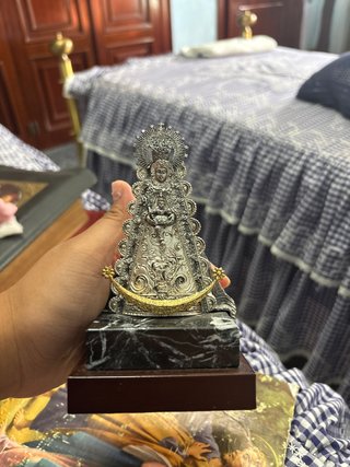 Figura Virgen Plata y Oro