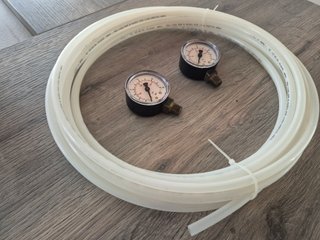 tubo polietilene rilsan + manometri aria compressa