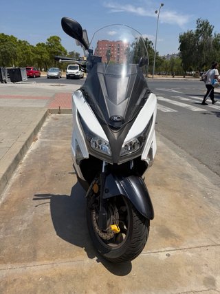 Kymco Grand Dink 125cc Maxi Scooter