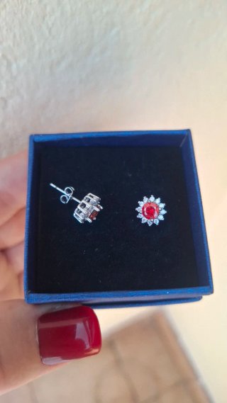 Pendientes Moissanita Roja GRA