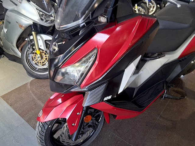 SYM Cruisym 125cc Maxi Scooter