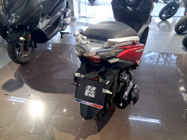 SYM Cruisym 125cc Maxi Scooter