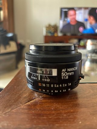 Nikon F-801 + Objetivo Nikkor 50mm f/1.8