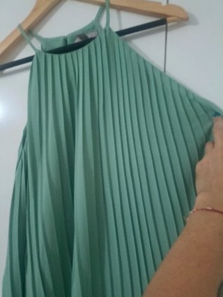 Vestido verde plisado halter