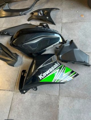 Carenado Kawasaki Z800 Plásticos