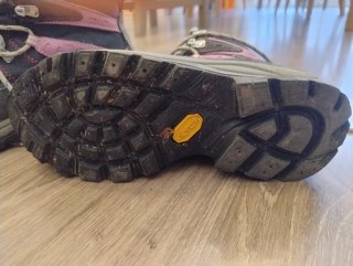 Botas de montaña mujer Asolo grises y rosas