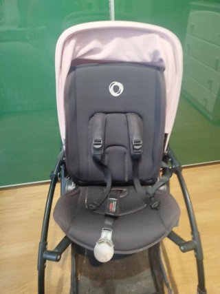 Silla de Paseo Bugaboo Bee 3 negra con capota rosa